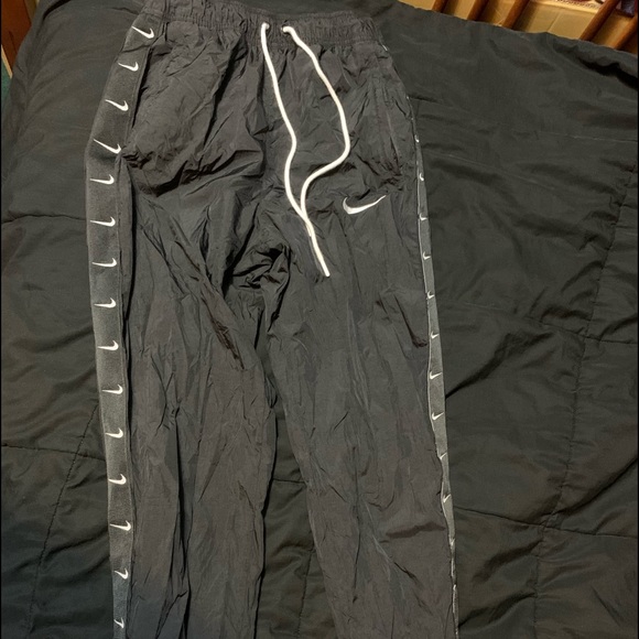 Nike Other - Nike Windbreaker Pants